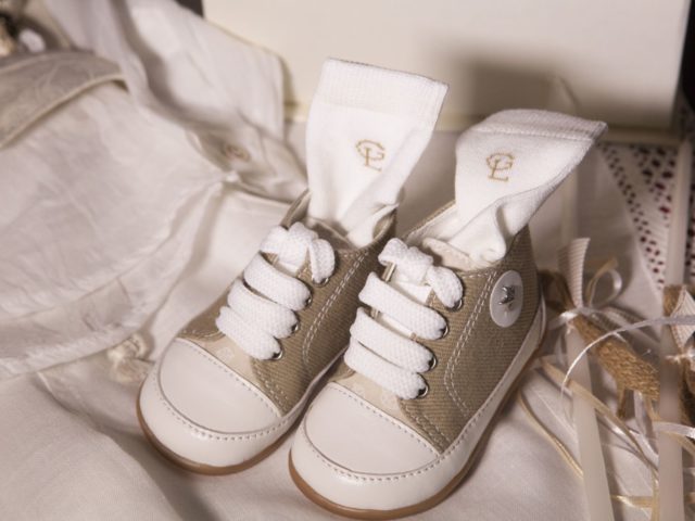 Παπουτσάκια